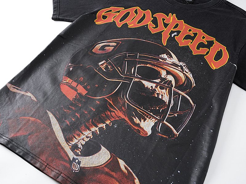 Godspeed Helmet & Oversized G Graphic T-Shirt — detail