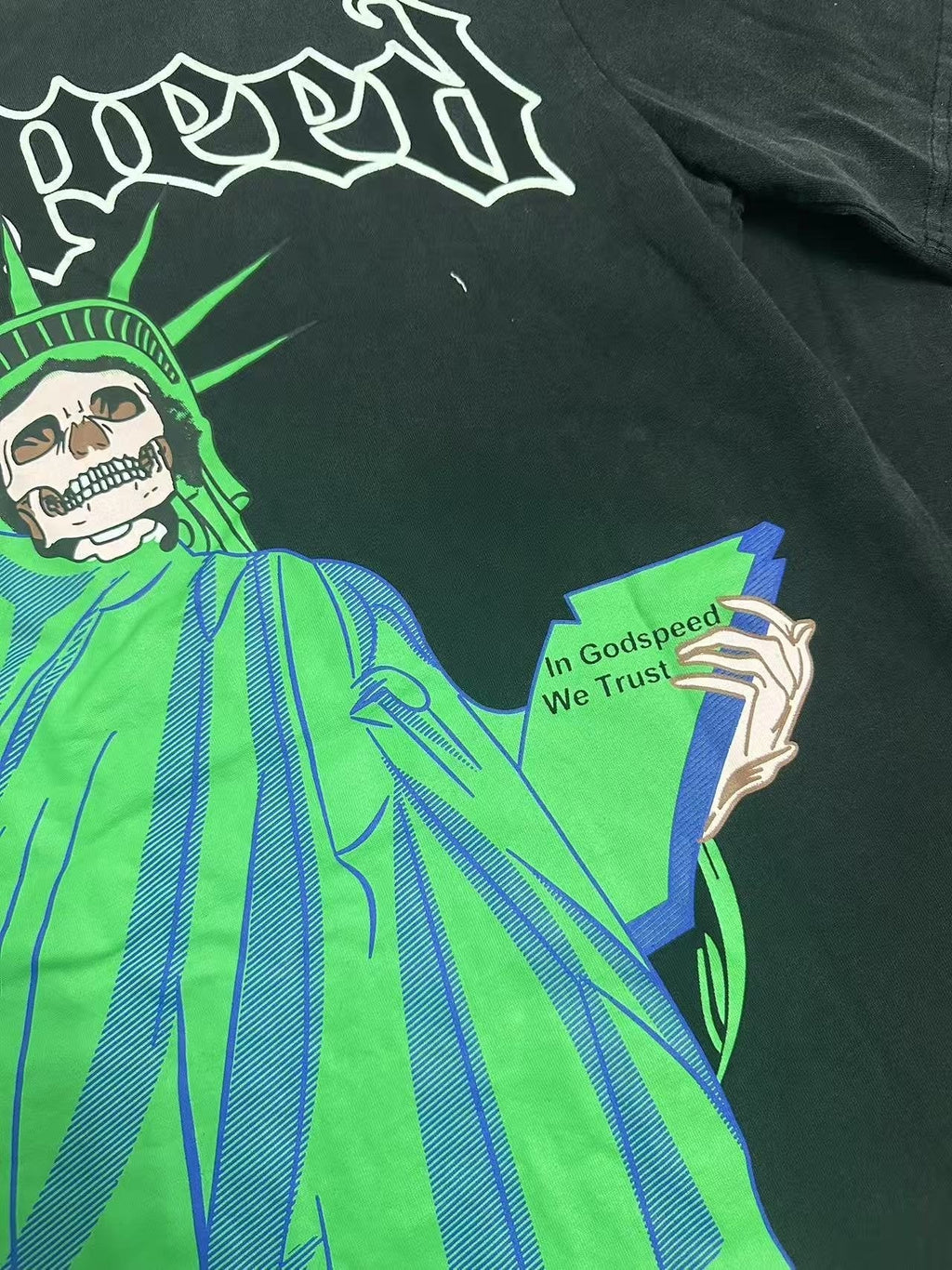 Godspeed Statue of Liberty Skull Graphic T-Shirt — detail